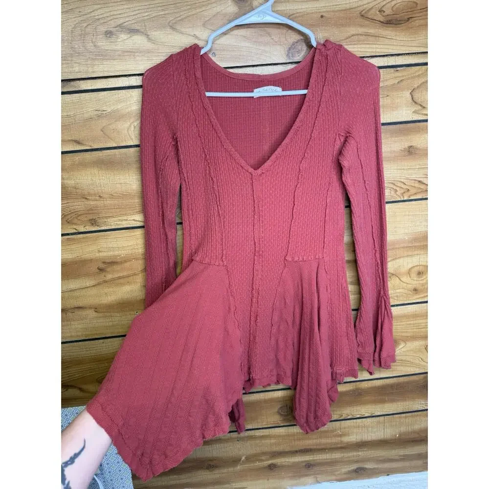 Free People Primrose Boho Thermal Long Sleeve, Handkerchief Hem Size XS